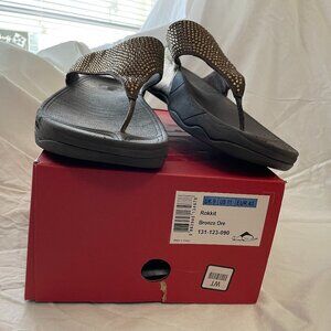 FitFlops Bronze Ore Rokkit Sandals (Size 11)